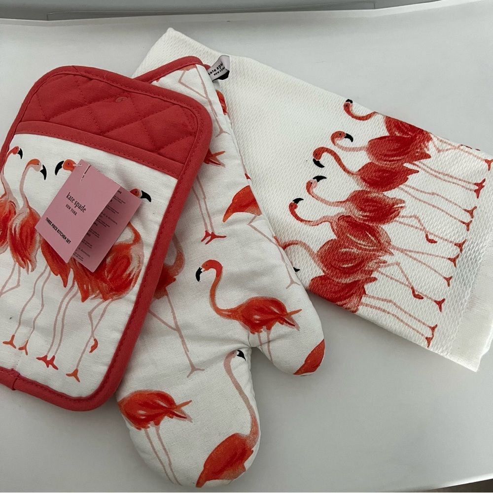 NWT Kate Spade 3 Piece Kitchen Set